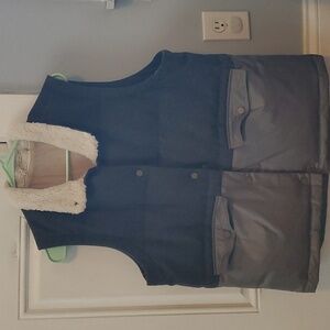 Carve Designs Zane Vest - Sherpa collar